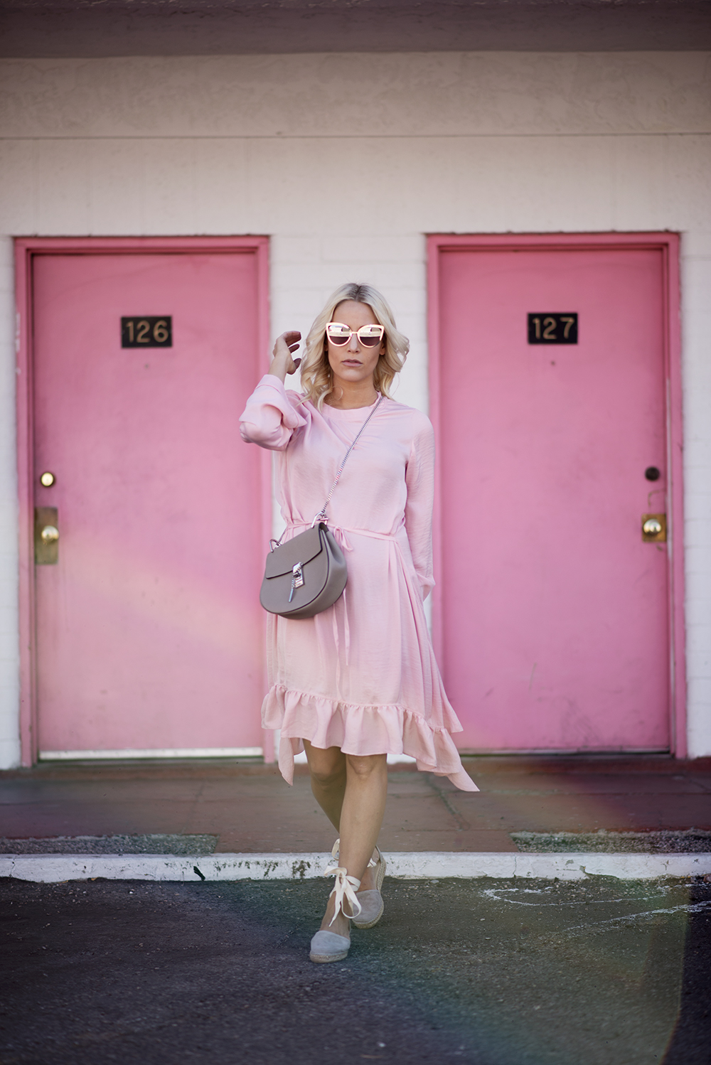 Outfit-PinkDress-FashionBlogger-ChloeDrew-SequinSophia-3-LIN_7132