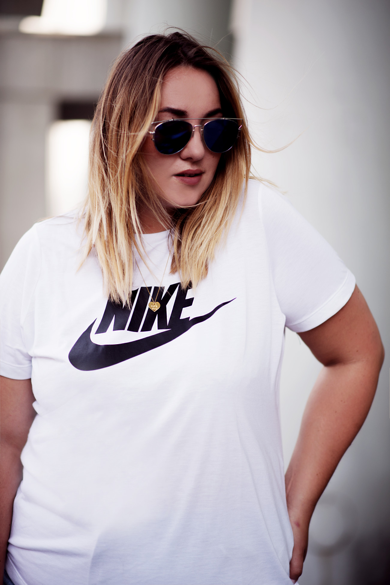 Nike-Thea-Sneakers-Girls-Fashion-Blogger-Munich-Germany-TheSkinnyandtheCurvyone-4-DSC_3209