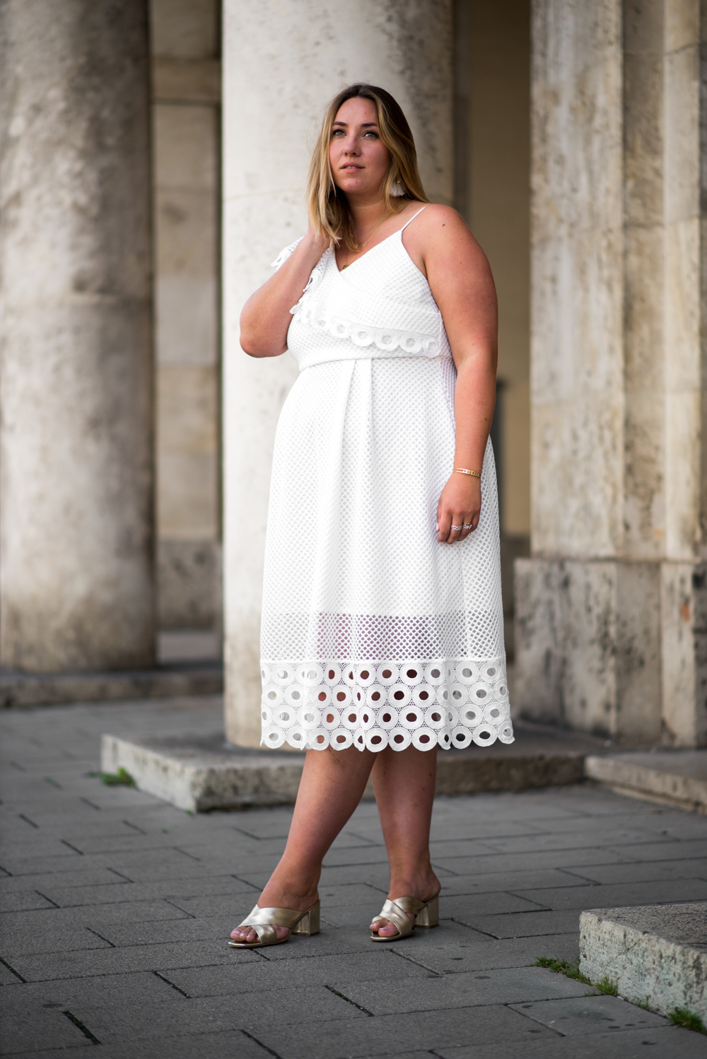 Soulfully_White Dress_Plus Size_Blogger_Next_Plus size Deutschland (5 von 8)